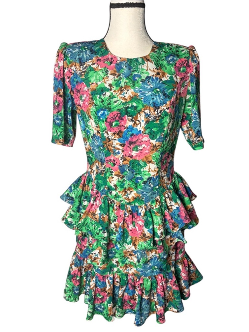 VTG  Floral Tiered Skirt Short Sleeve Dress (Size S)
